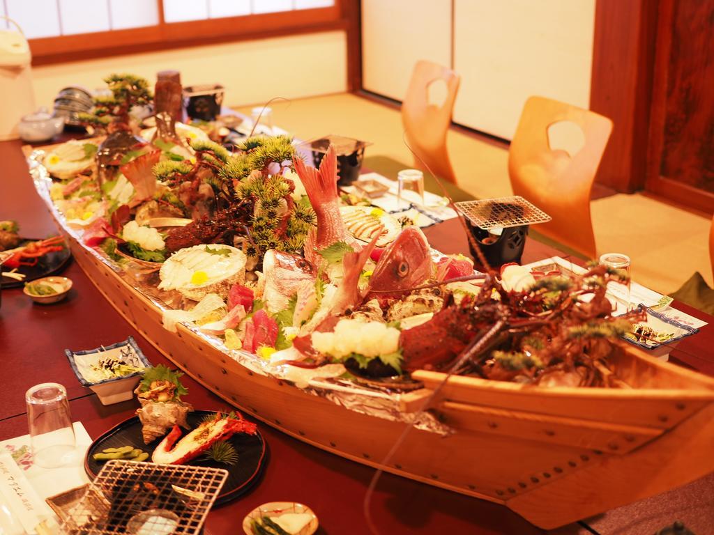 Mataemu Hotel Onjuku Buitenkant foto