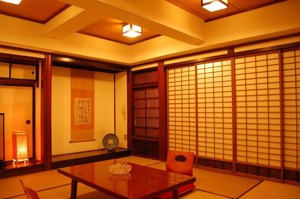 Mataemu Hotel Onjuku Buitenkant foto